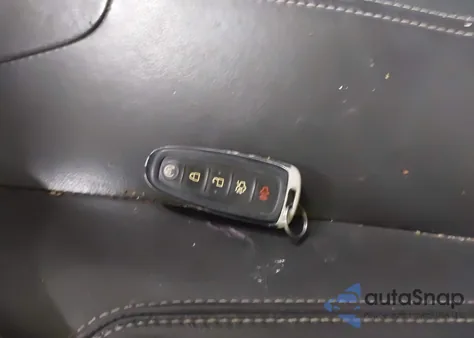 2014 Ford Focus Titanium from USA, damaged, VIN 1FADP3N27EL224421